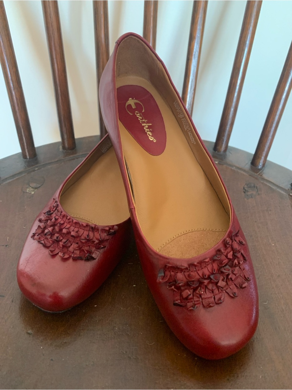Earthies Valla Deep Red Women's Leather Flats 7.5M EUC